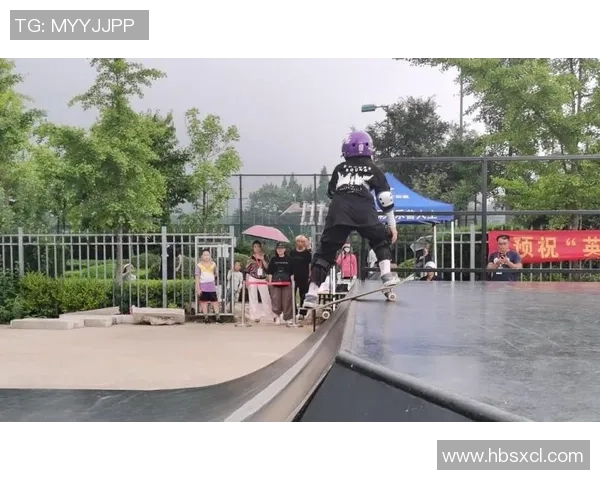 重庆滑板队的防反策略解析与滑板文化的深度融合探讨 重庆滑板队的防反策略解析与滑板文化的深度融合探讨